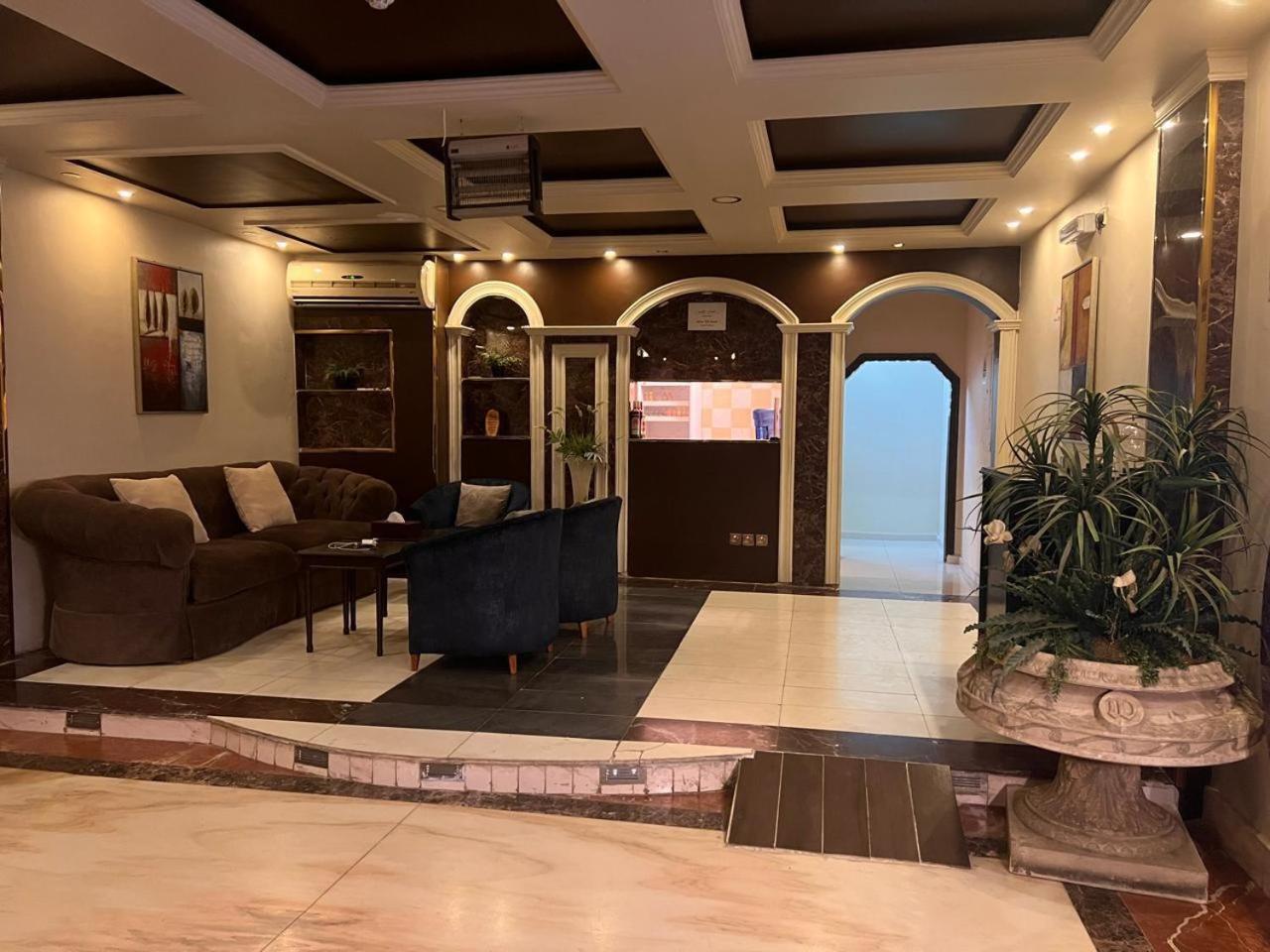 Al Fanar Al Alamaya 3- Hay'Aa Malakeya Entrance Янбу Экстерьер фото